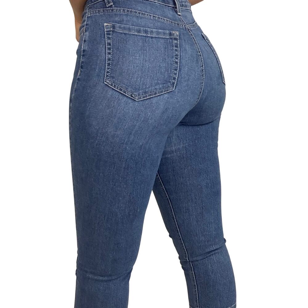 Women's Jones New York Jeans Sutton  Capri  Size 10